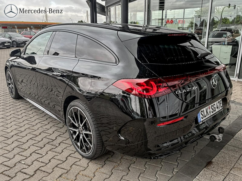 Mercedes-Benz CLA 250 EQ AMG MBUX+RüKam+M-LED+ — photo 4