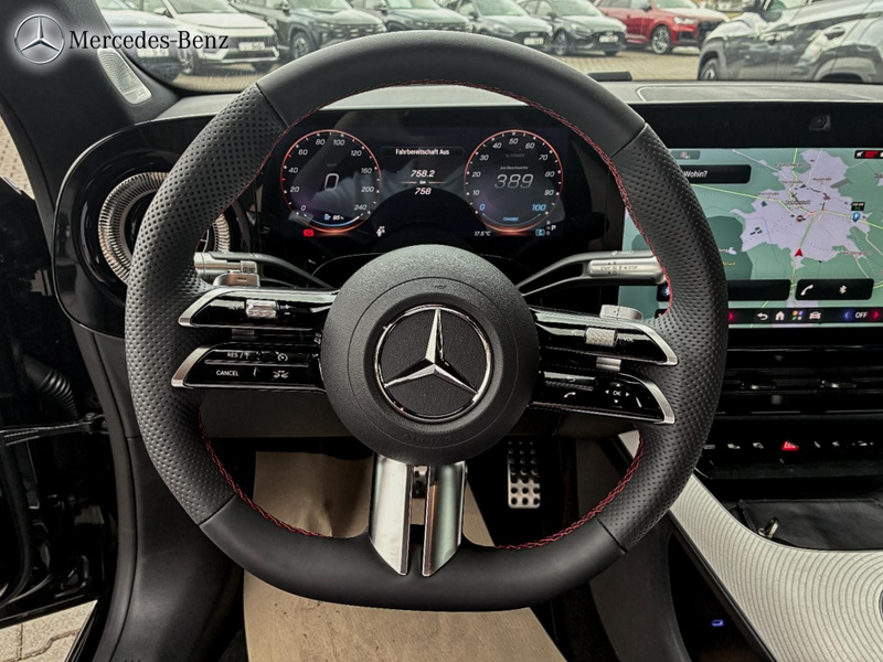Mercedes-Benz CLA 250 EQ AMG MBUX+RüKam+M-LED+ — photo 10