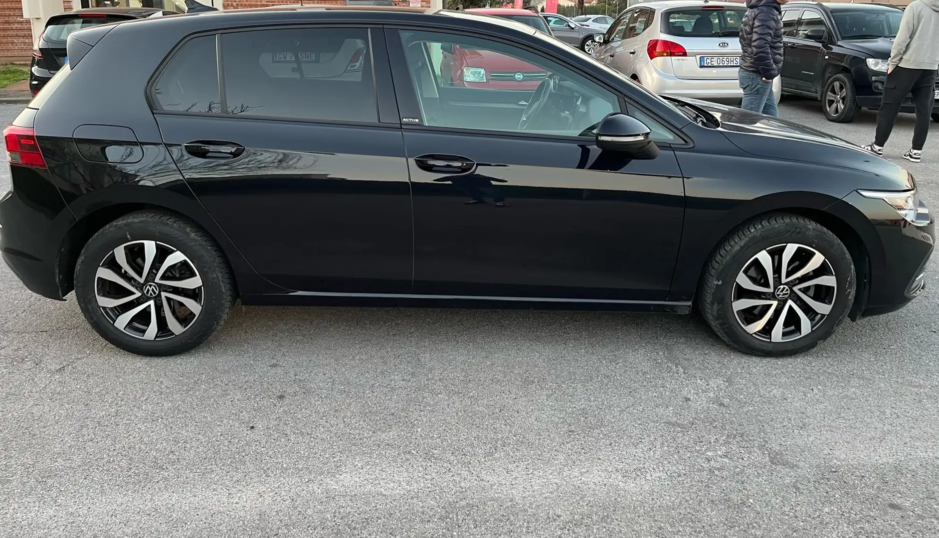 Volkswagen Golf 2.0 tdi Life 150cv dsg - 1