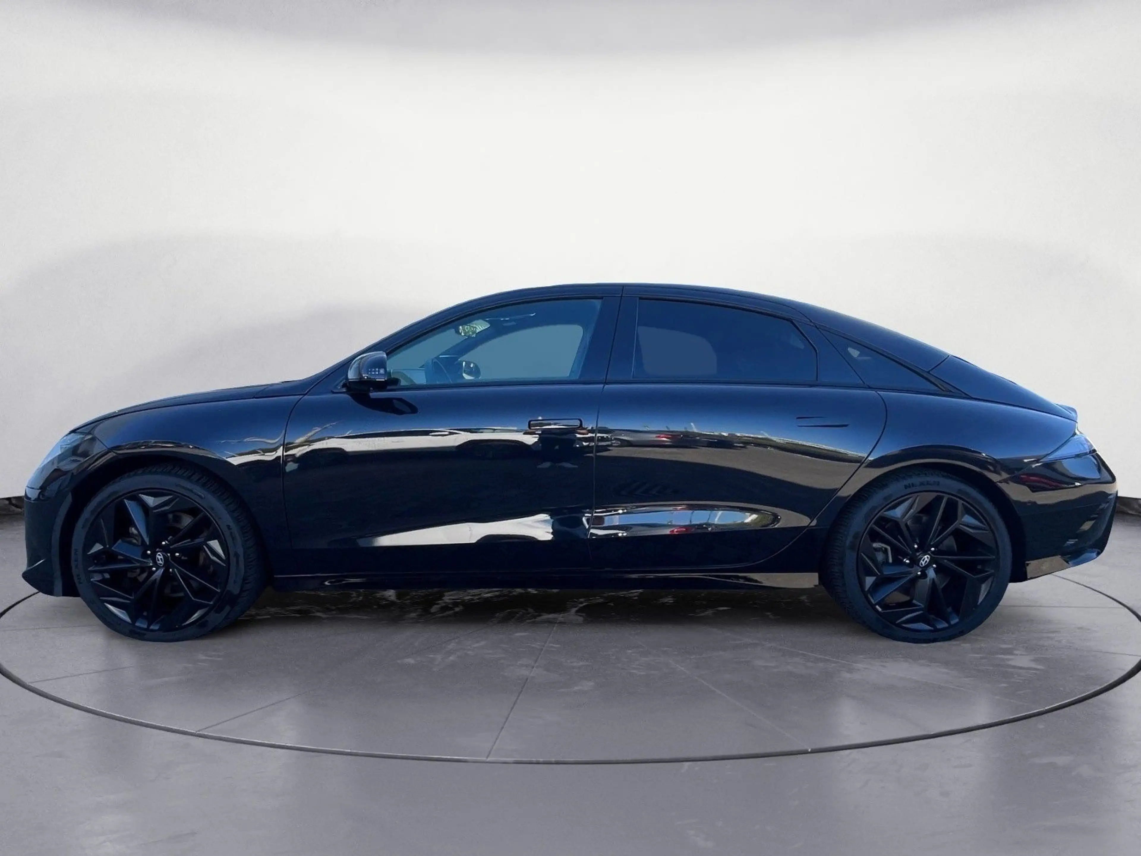 Hyundai IONIQ 6 77,h Allradantrieb Techniq Tempom.aktiv — photo 3