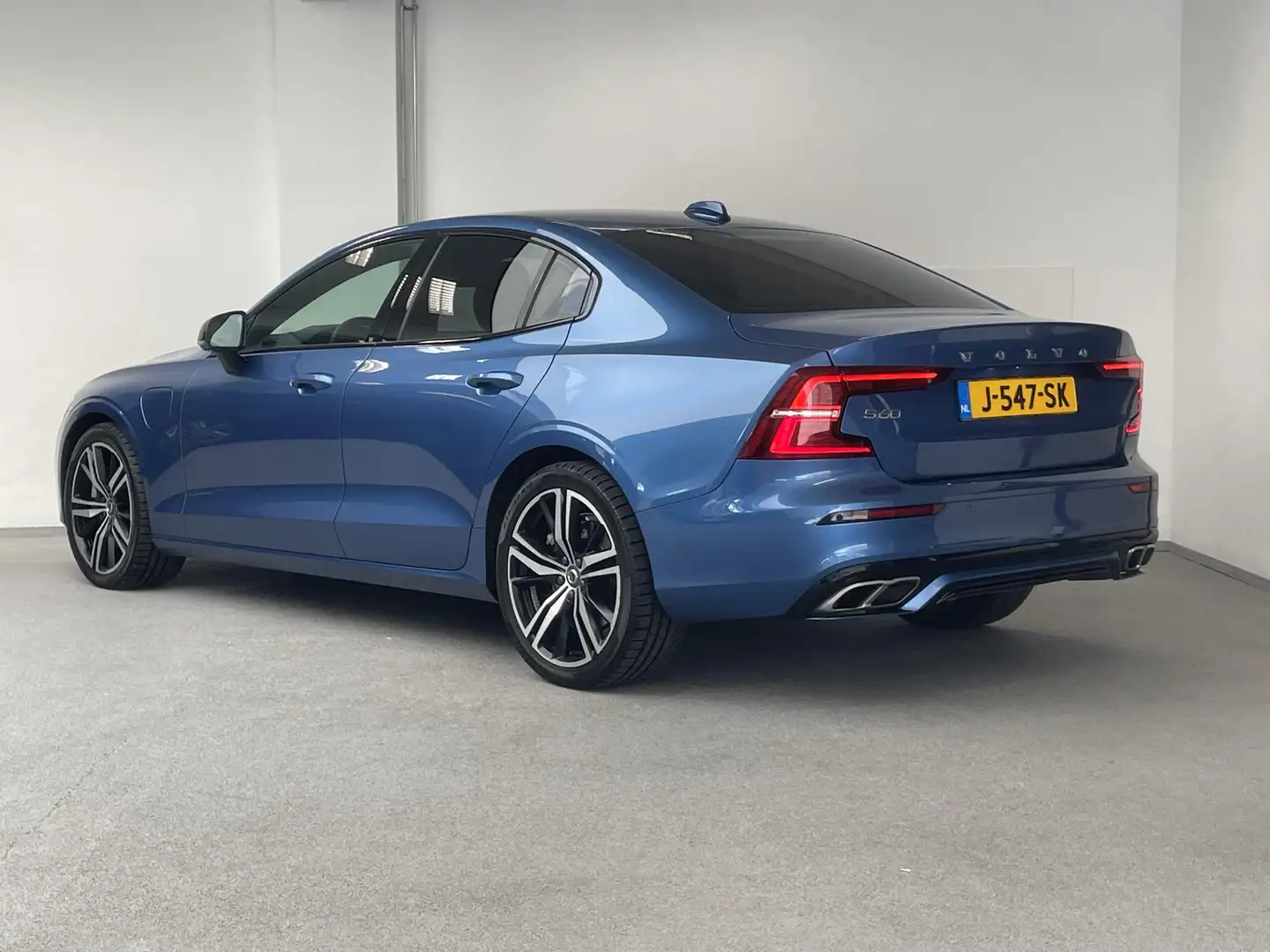Volvo S60 2.0 Recharge T6 AWD R-Design | LEDER | CARPLAY | O plava - 2