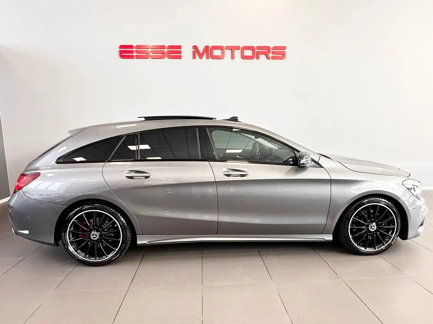 Mercedes-Benz CLA 220 Shooting Brake - PREMIUM - TETTO Gris - 2