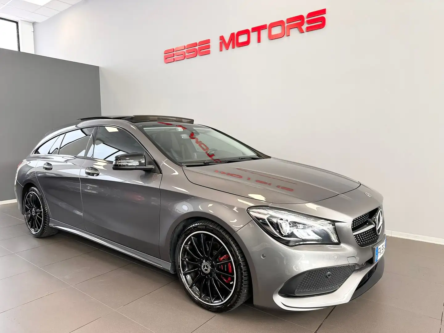 Mercedes-Benz CLA 220 Shooting Brake - PREMIUM - TETTO Gris - 1