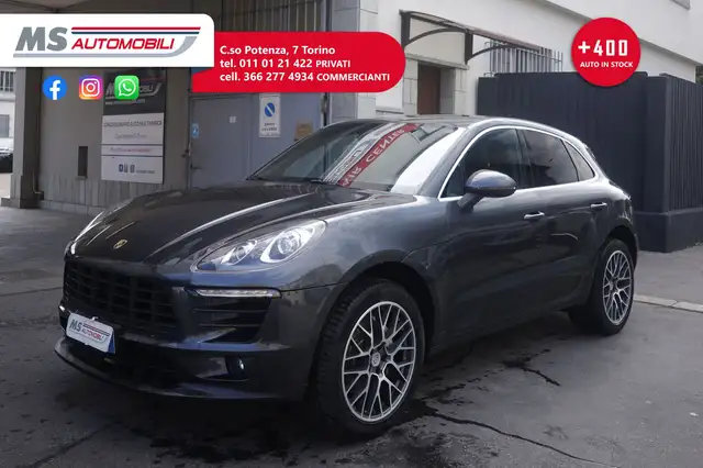 Porsche Macan view 11