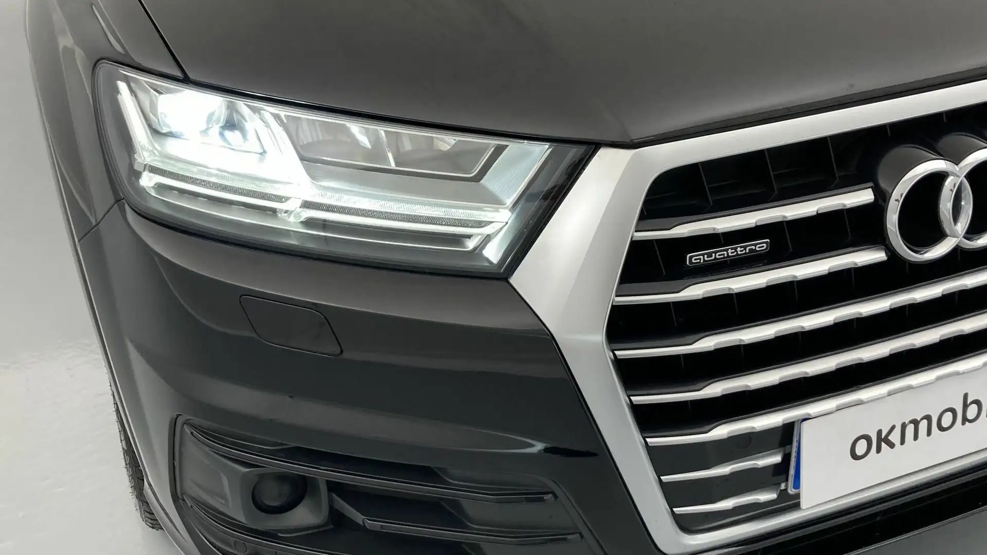 Audi Q7 50 TDI quattro tiptronic Black - 2