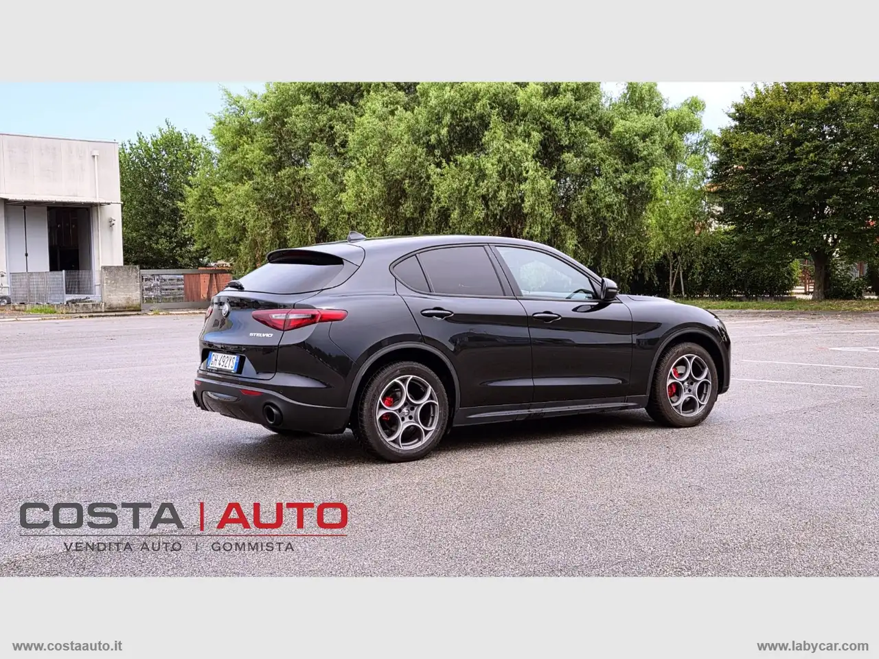 Alfa Romeo Stelvio 2022 — фото 14
