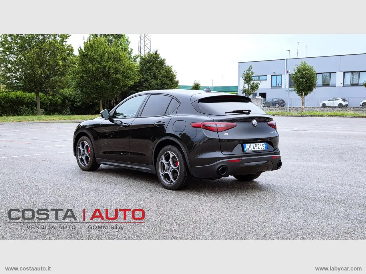 Alfa Romeo Stelvio 2022 — фото 13