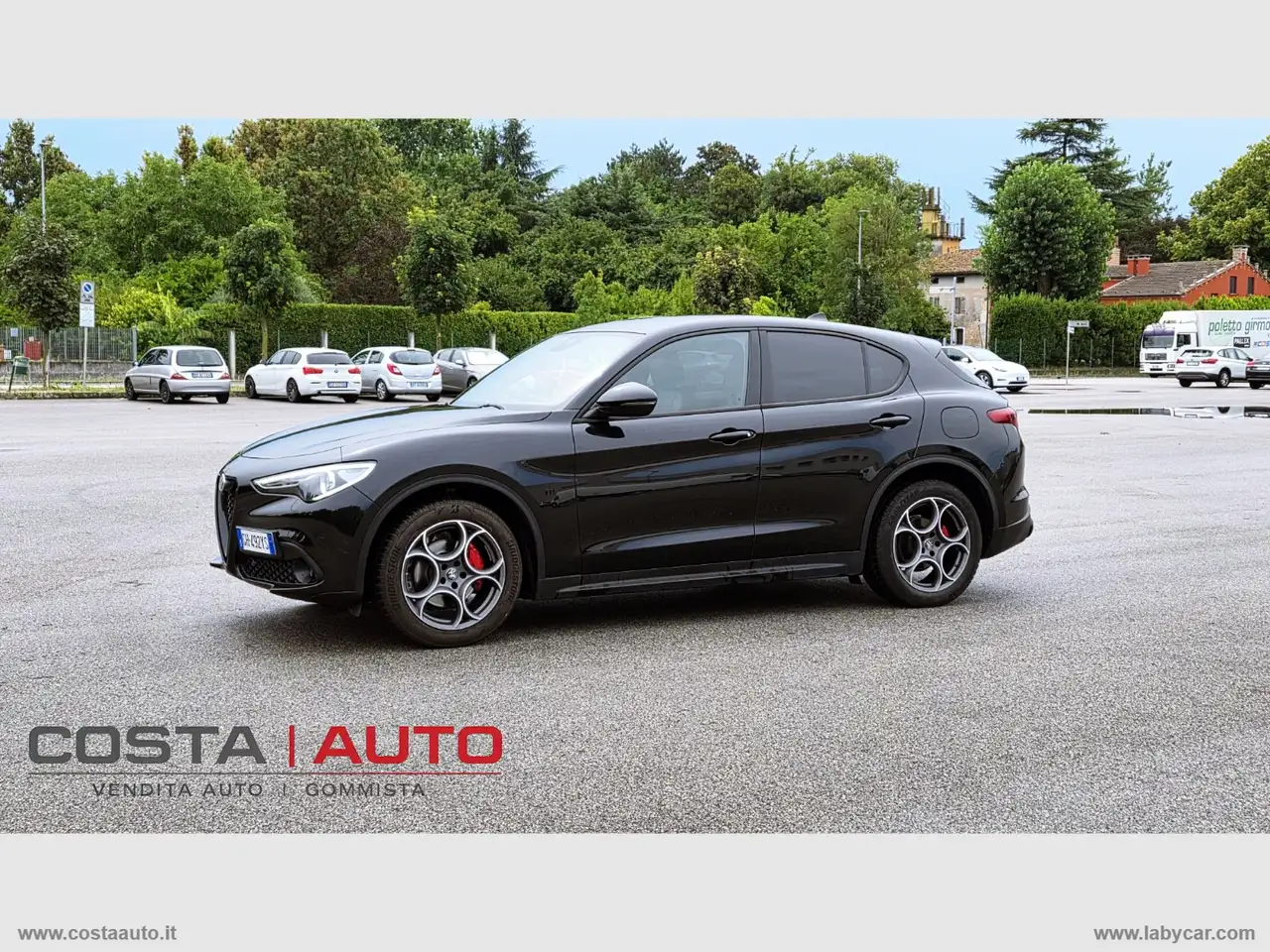 Alfa Romeo Stelvio 2022 — фото 12