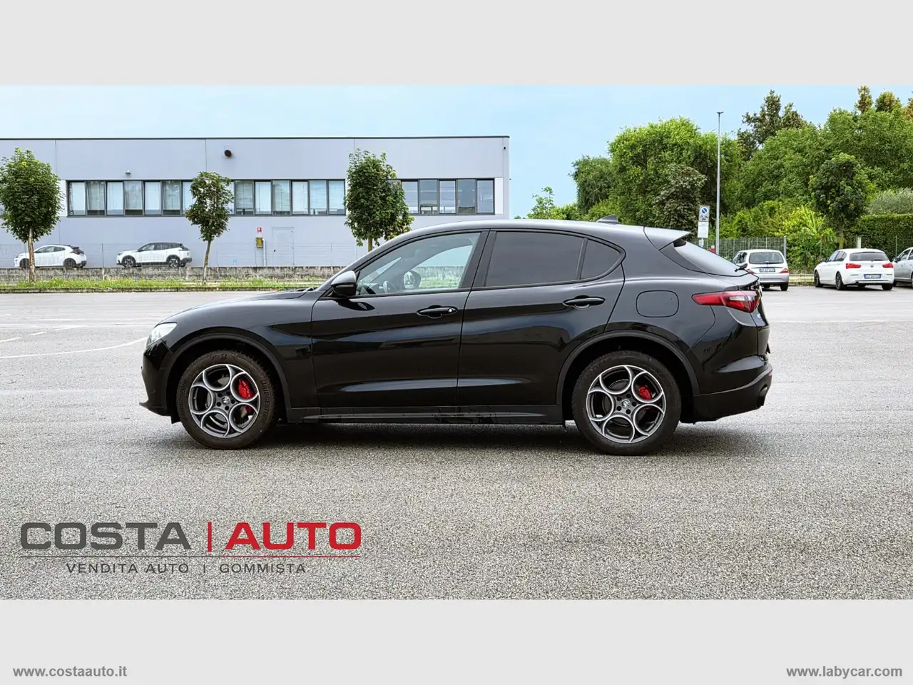 Alfa Romeo Stelvio 2022 — фото 6