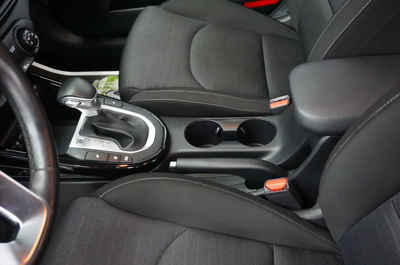 Kia Forte снимка Kia Forte