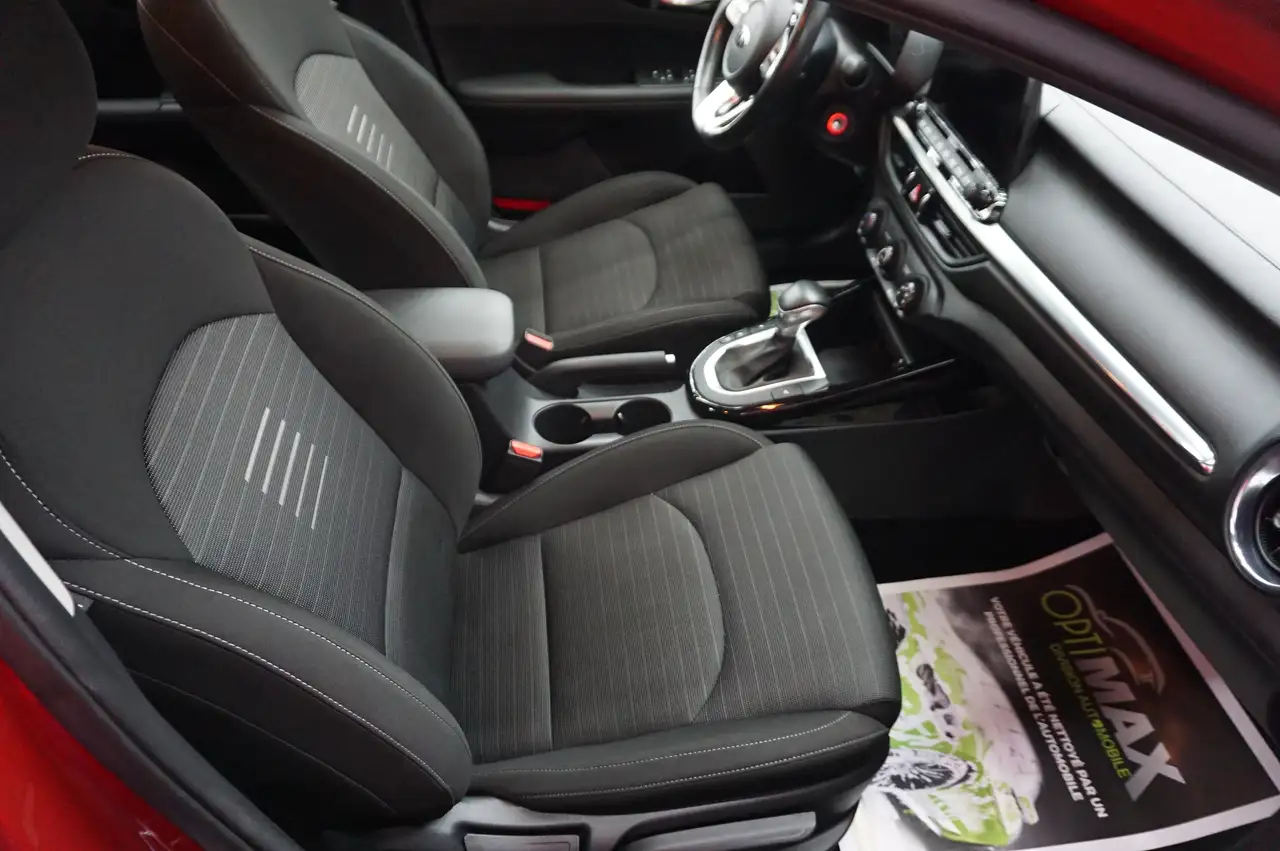 Kia Forte снимка Kia Forte