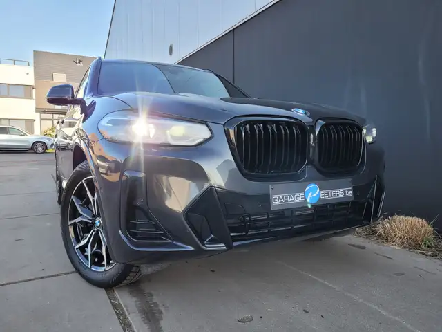BMW X3 view 6
