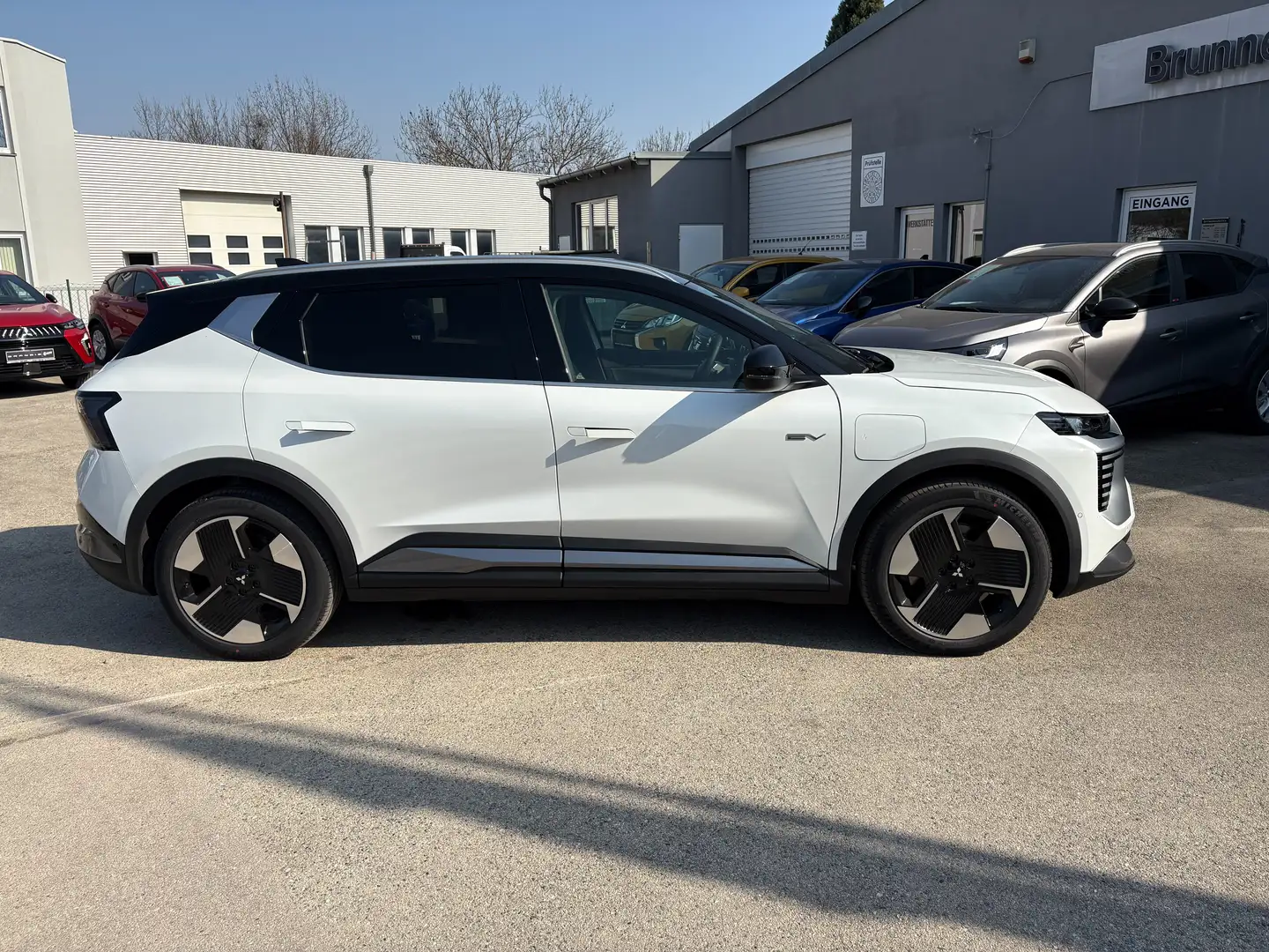Mitsubishi Eclipse Cross BEV Intense Aut. Weiß - 2