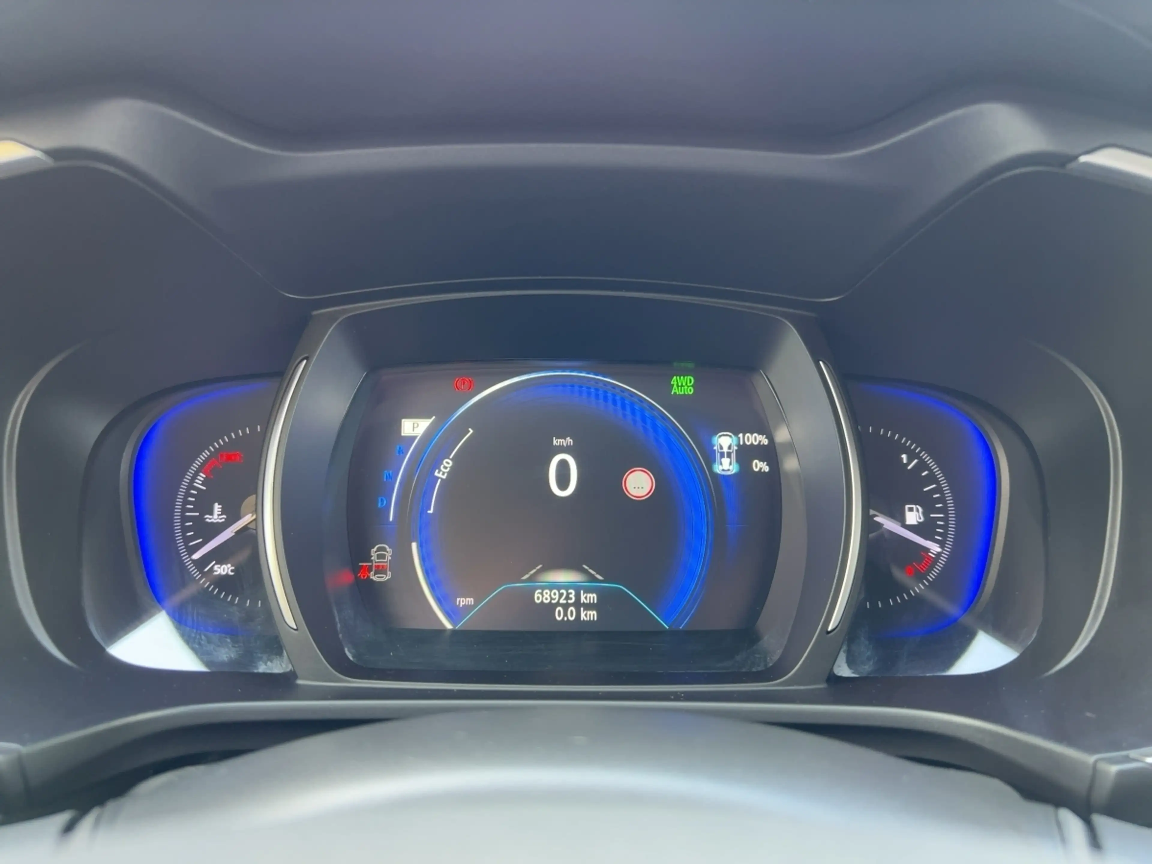 Renault Koleos INITIALE PARIS 4x4 dCi 185 X-TRONIC SELBSTPARKEND — photo 13
