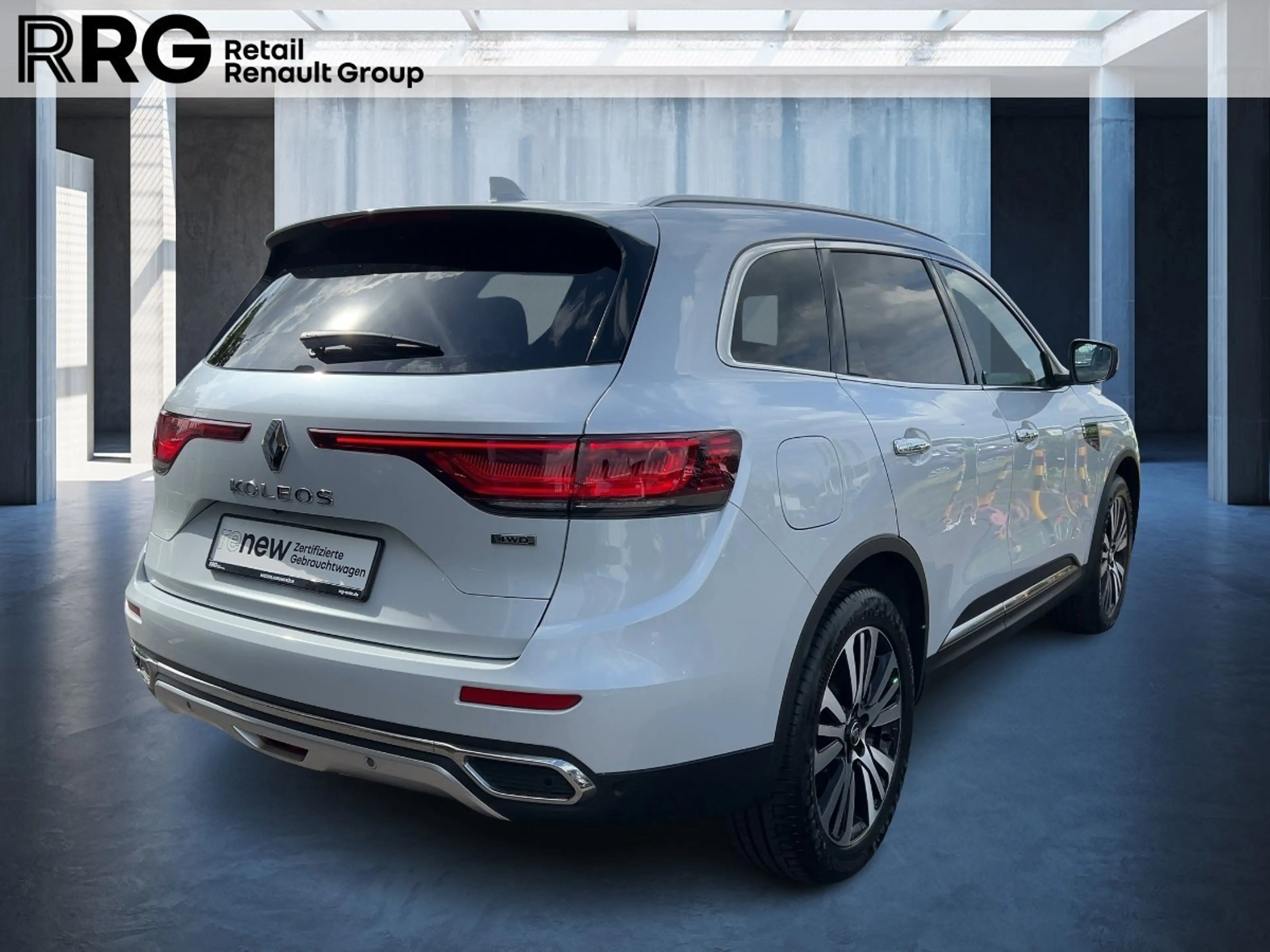 Renault Koleos INITIALE PARIS 4x4 dCi 185 X-TRONIC SELBSTPARKEND — photo 5