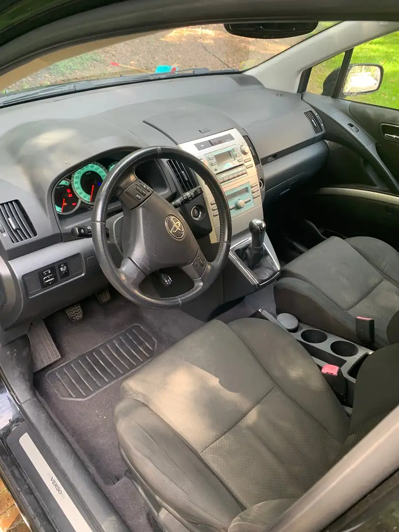 Toyota Corolla Verso Corolla Verso 1.8 VVT-i Sol Czarny - 1