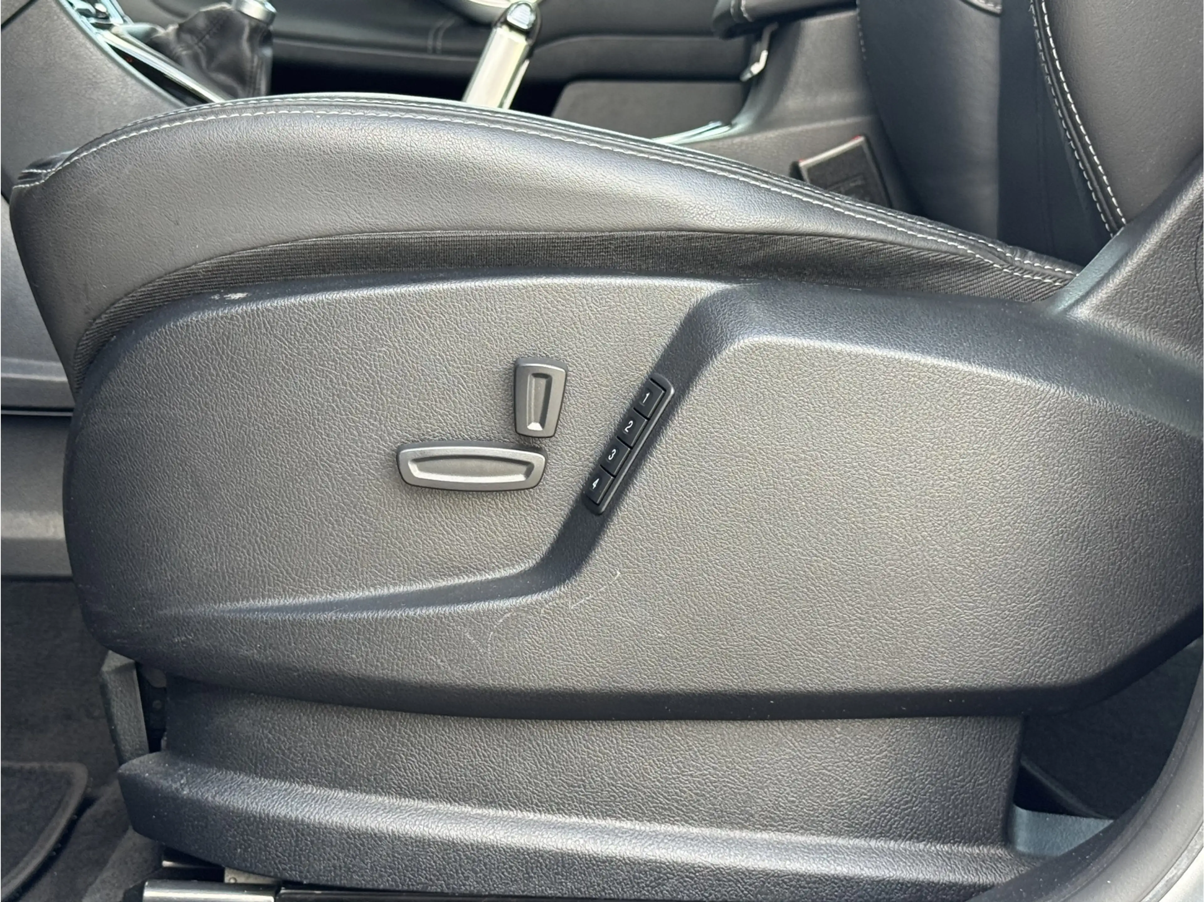 Ford Galaxy 1.6 SCTI PLATINUM | NL-AUTO! | LEDER! | PANODAK! — photo 29