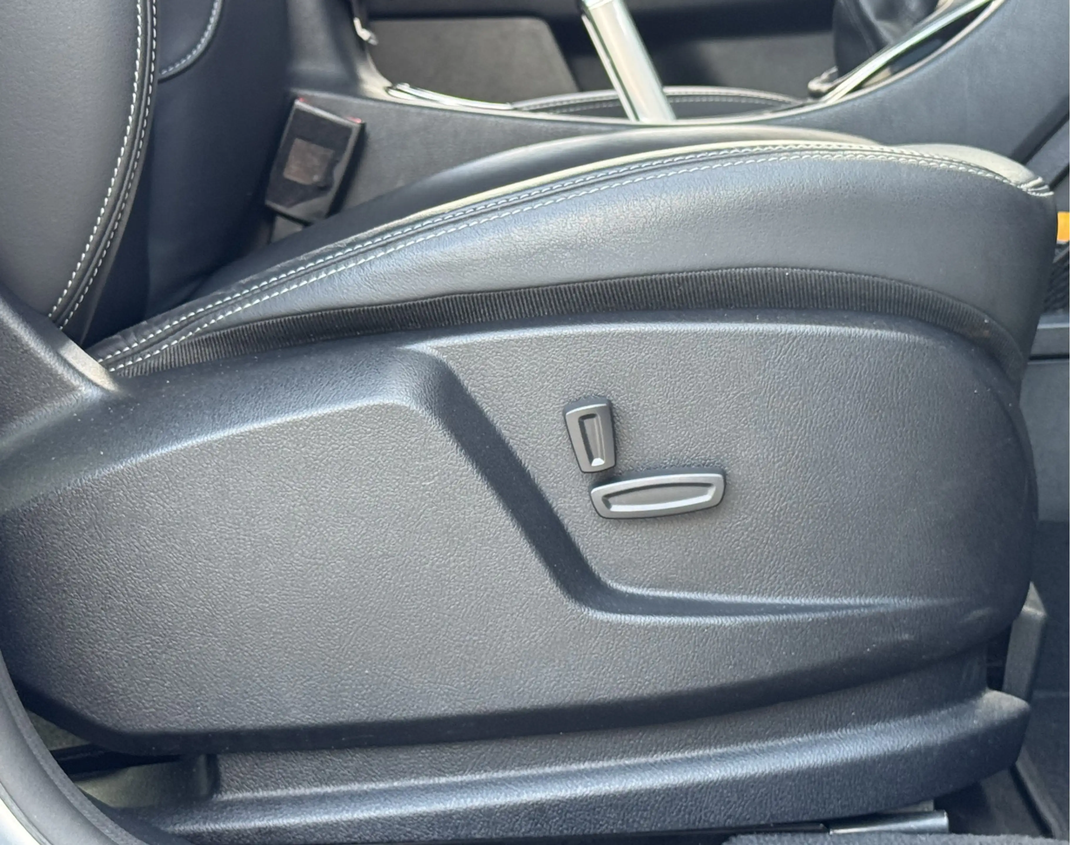 Ford Galaxy 1.6 SCTI PLATINUM | NL-AUTO! | LEDER! | PANODAK! — photo 32