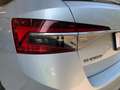 Skoda Superb Combi 2.0 TDI AMBITION MATRIX+NAV+ACC+SHZ Plateado - thumbnail 16