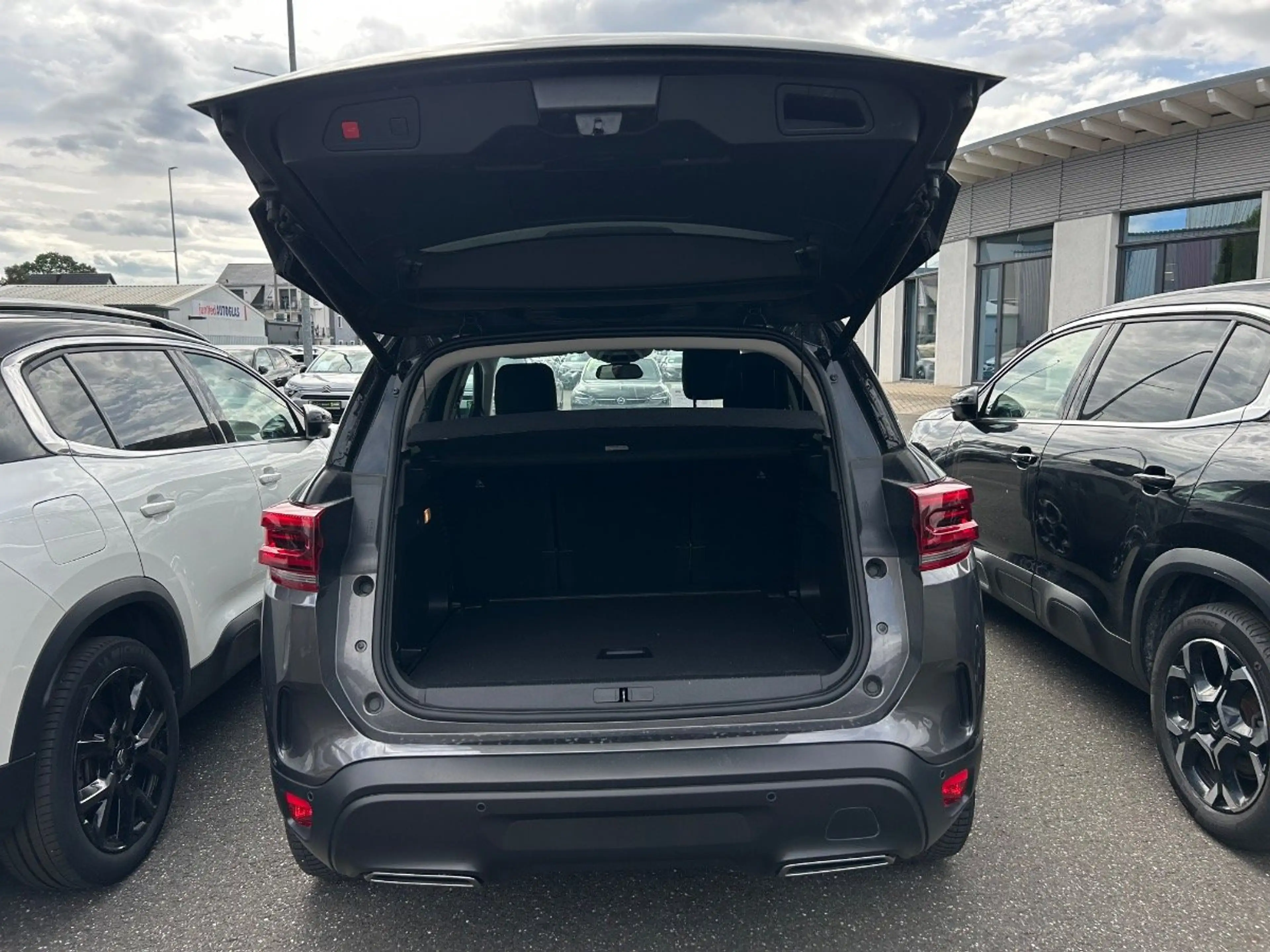 Citroen C5 Aircross 1.5 BlueHDi 130 S&S Max Alcantara — photo 8