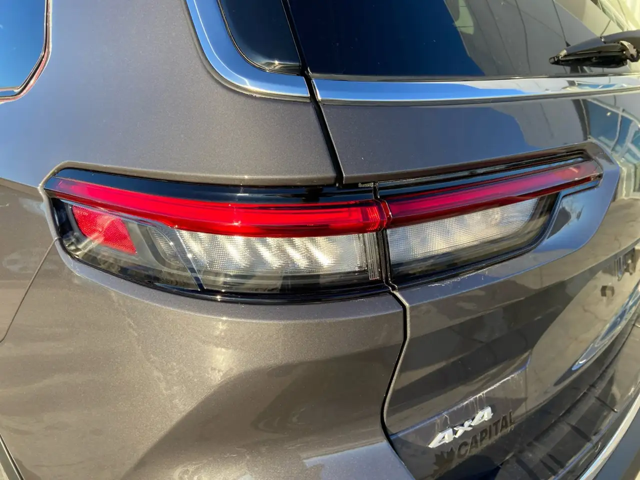 Jeep Grand Cherokee снимка Jeep Grand Cherokee