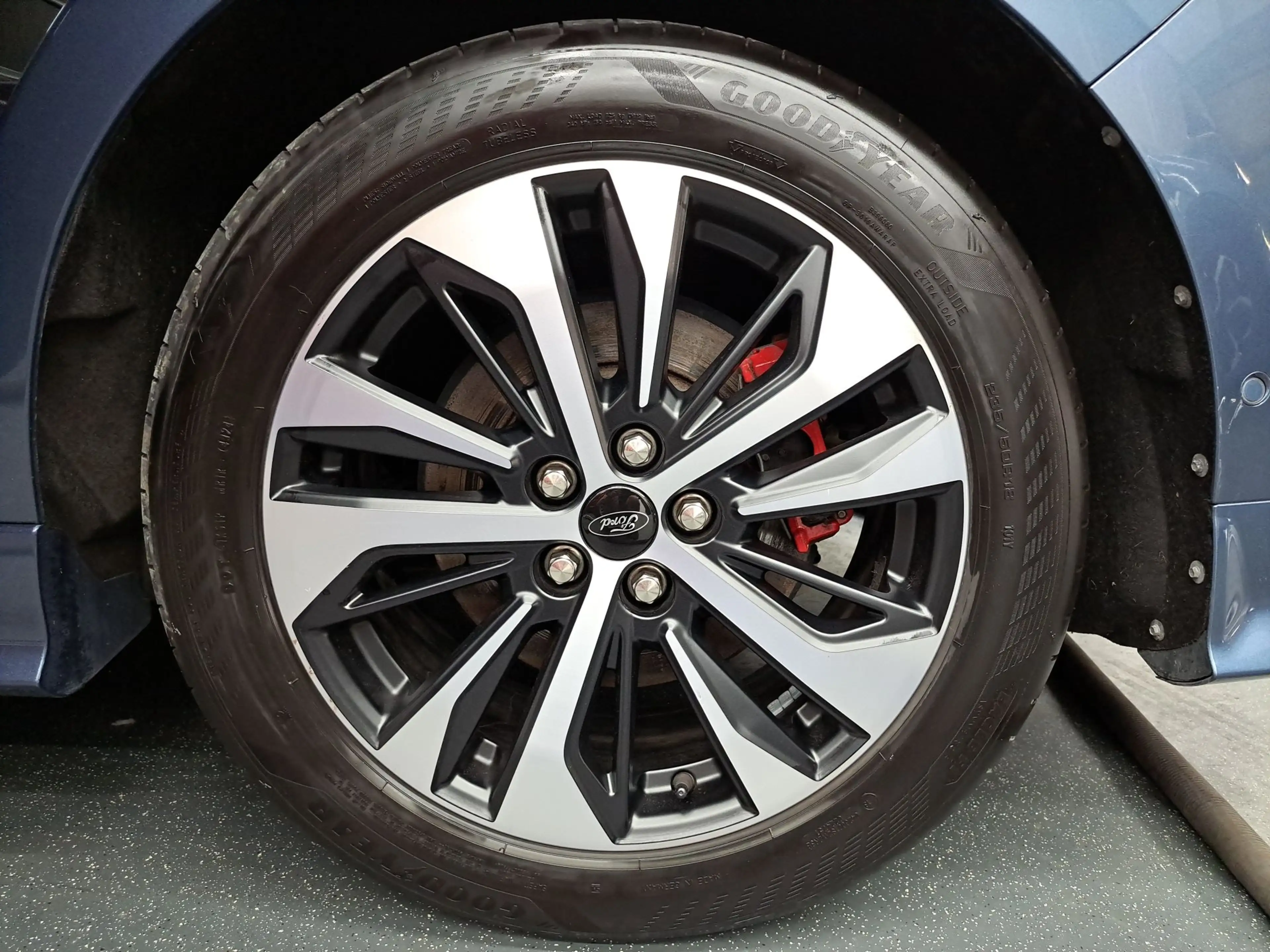 Ford S-Max 2.0 EcoBlue Aut. ST-LINE AHK 7-SITZER — photo 2