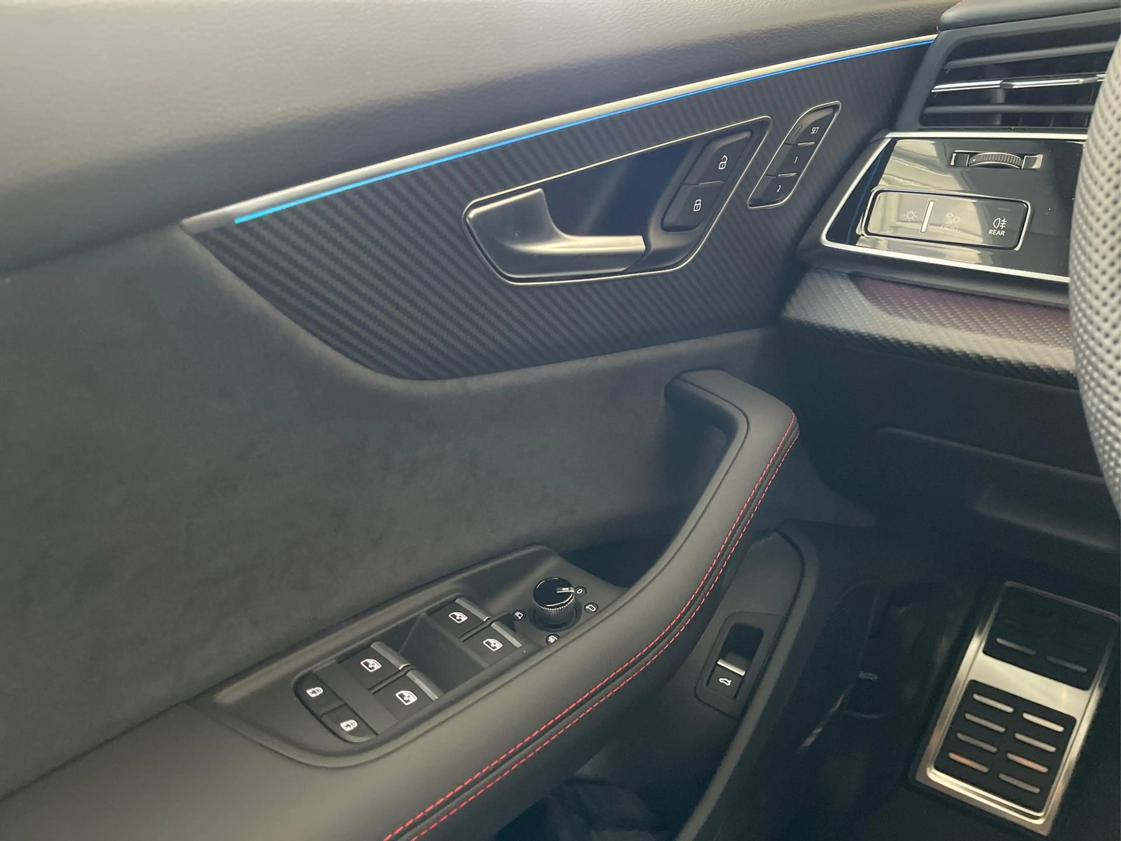 Audi Q8 50 TDI quattro S line+HUD+AHK+Raute+Alu23+OLED+... — photo 10