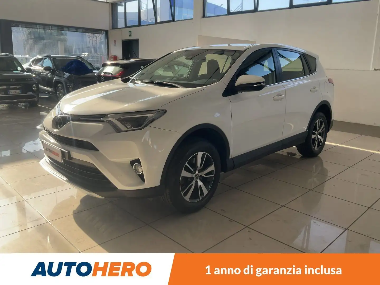 Toyota RAV 4 2.0 D-4D Active Bianco - 1