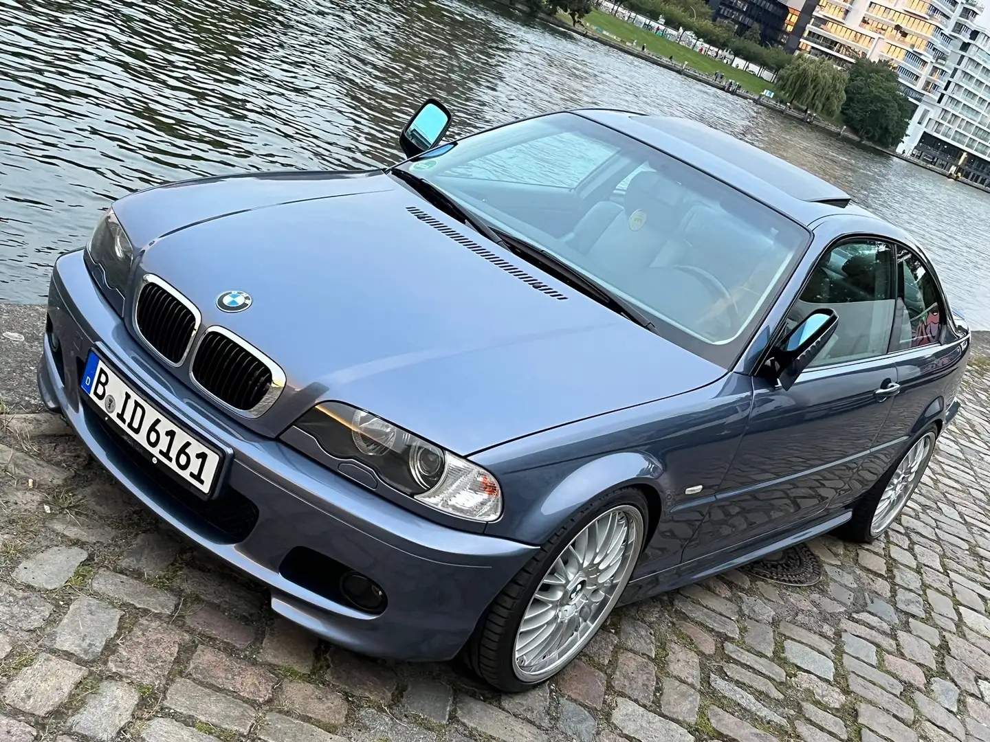 BMW 328 328 Ci M-Paket II Niebieski - 1