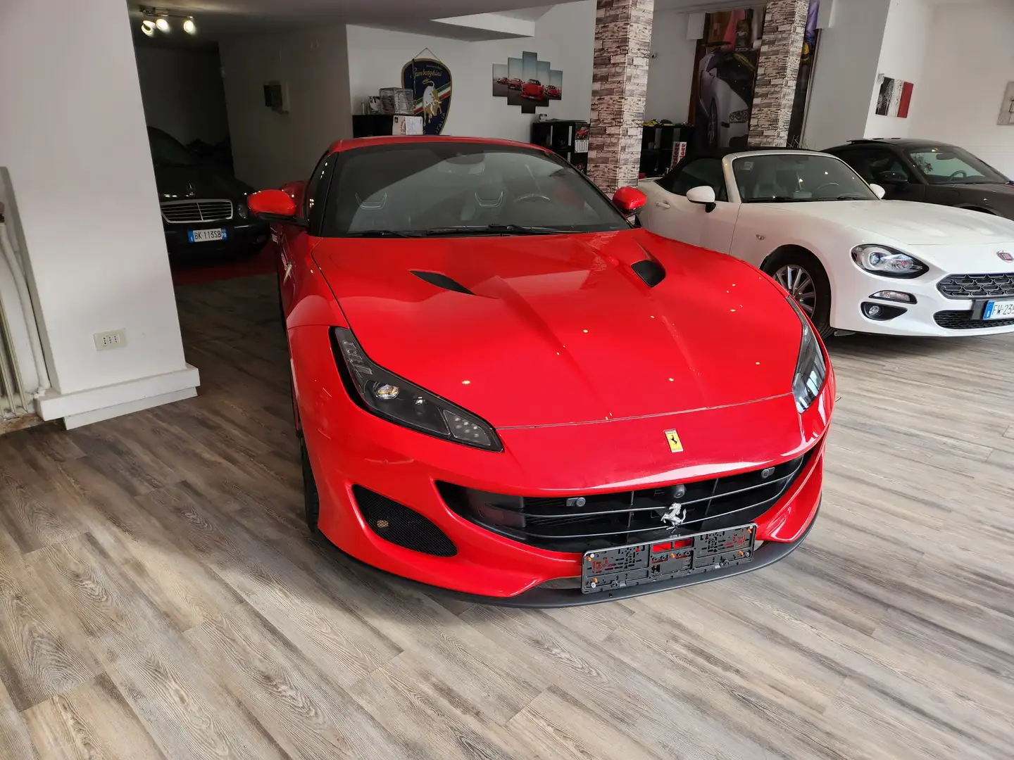 Ferrari Portofino 3.9 Rojo - 2
