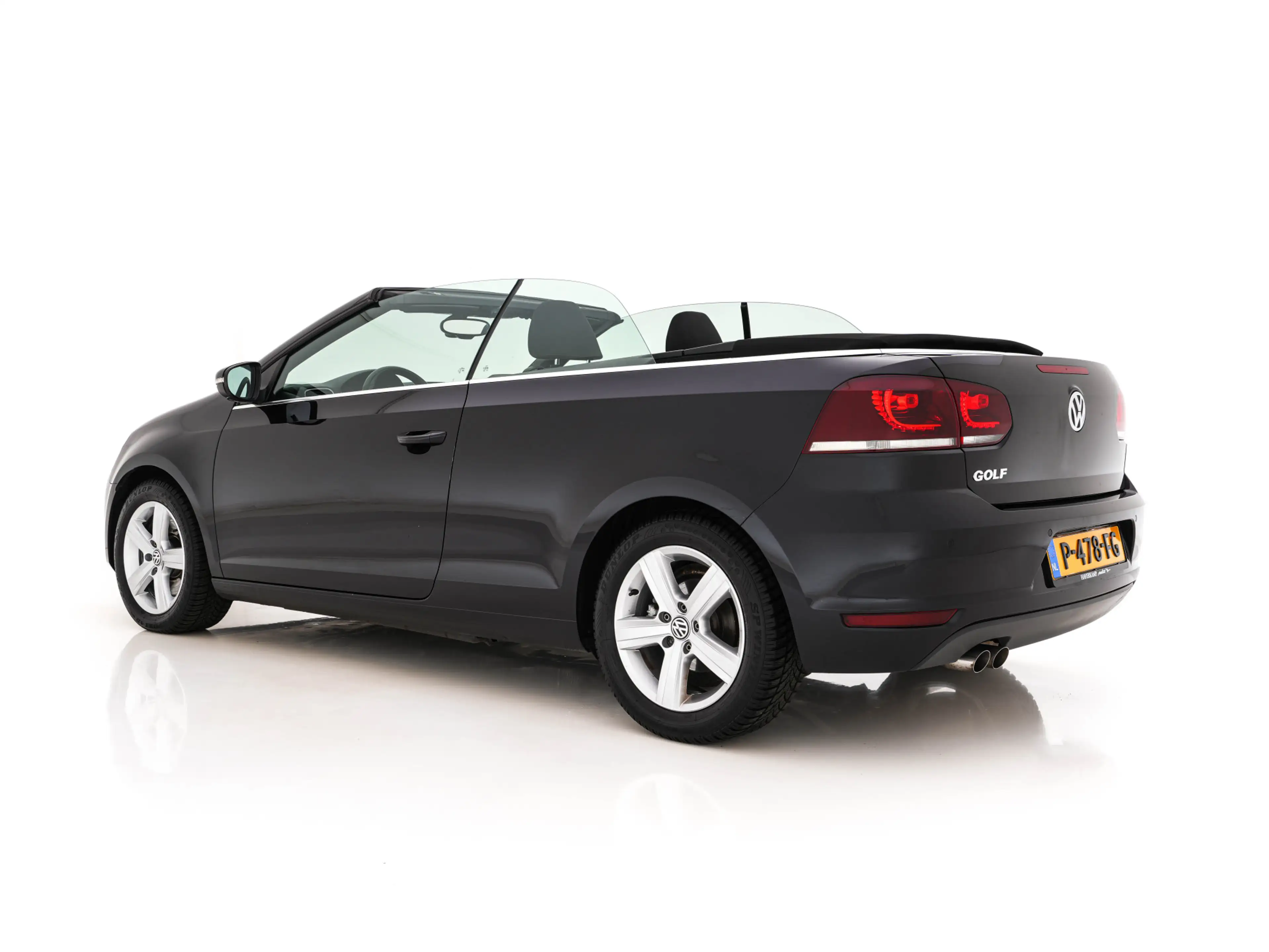 Volkswagen Golf Cabriolet 2.0 TDI Bluemotion Aut. *NAVI-FULLMAP | HEATED-COM — photo 5