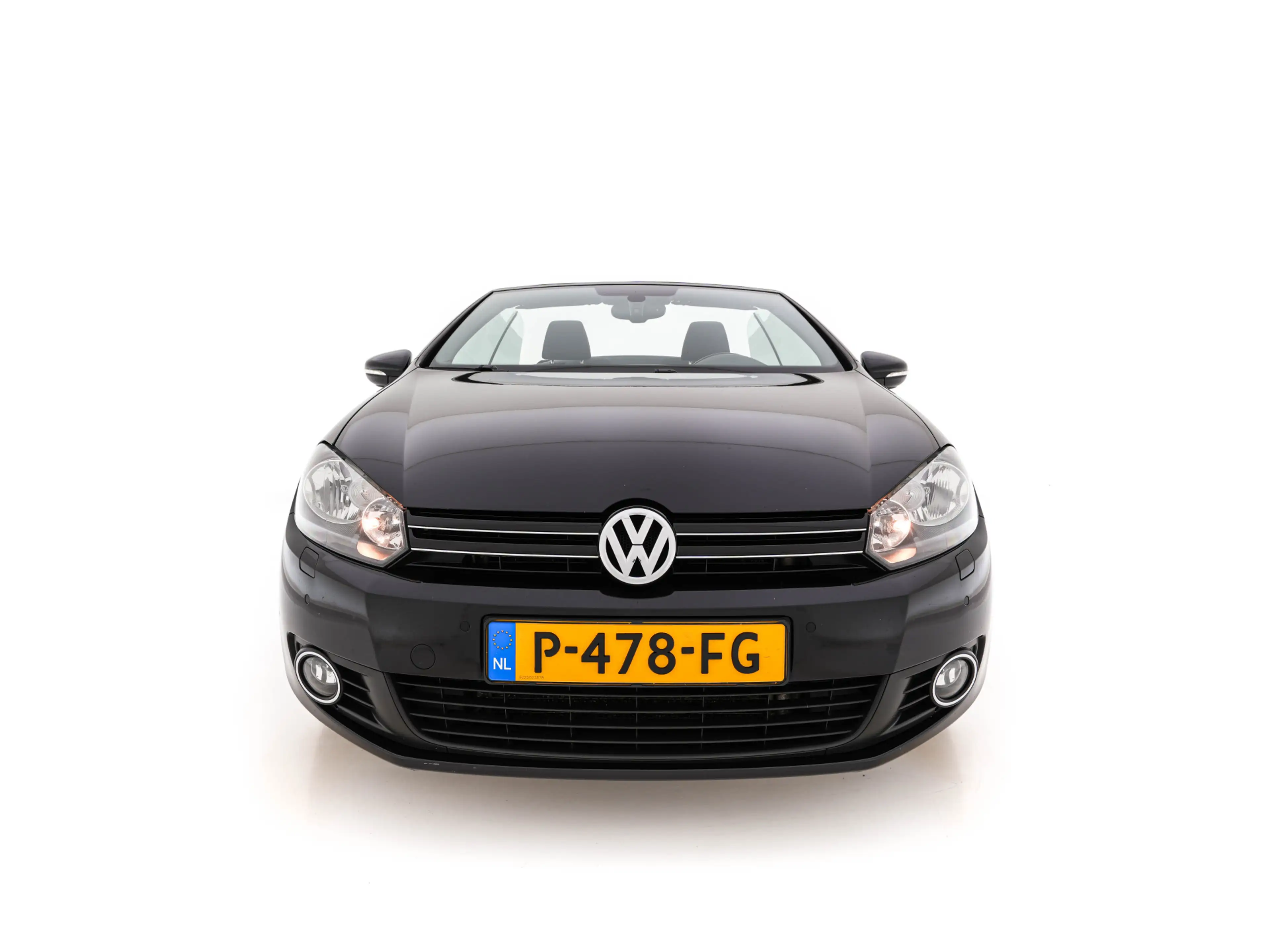 Volkswagen Golf Cabriolet 2.0 TDI Bluemotion Aut. *NAVI-FULLMAP | HEATED-COM — photo 3