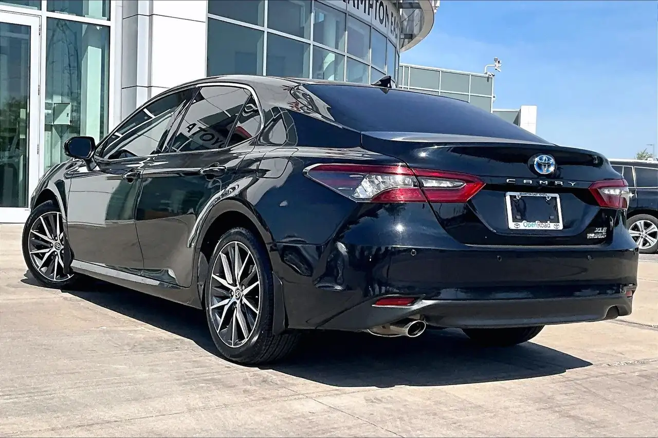 Toyota Camry photo Toyota Camry