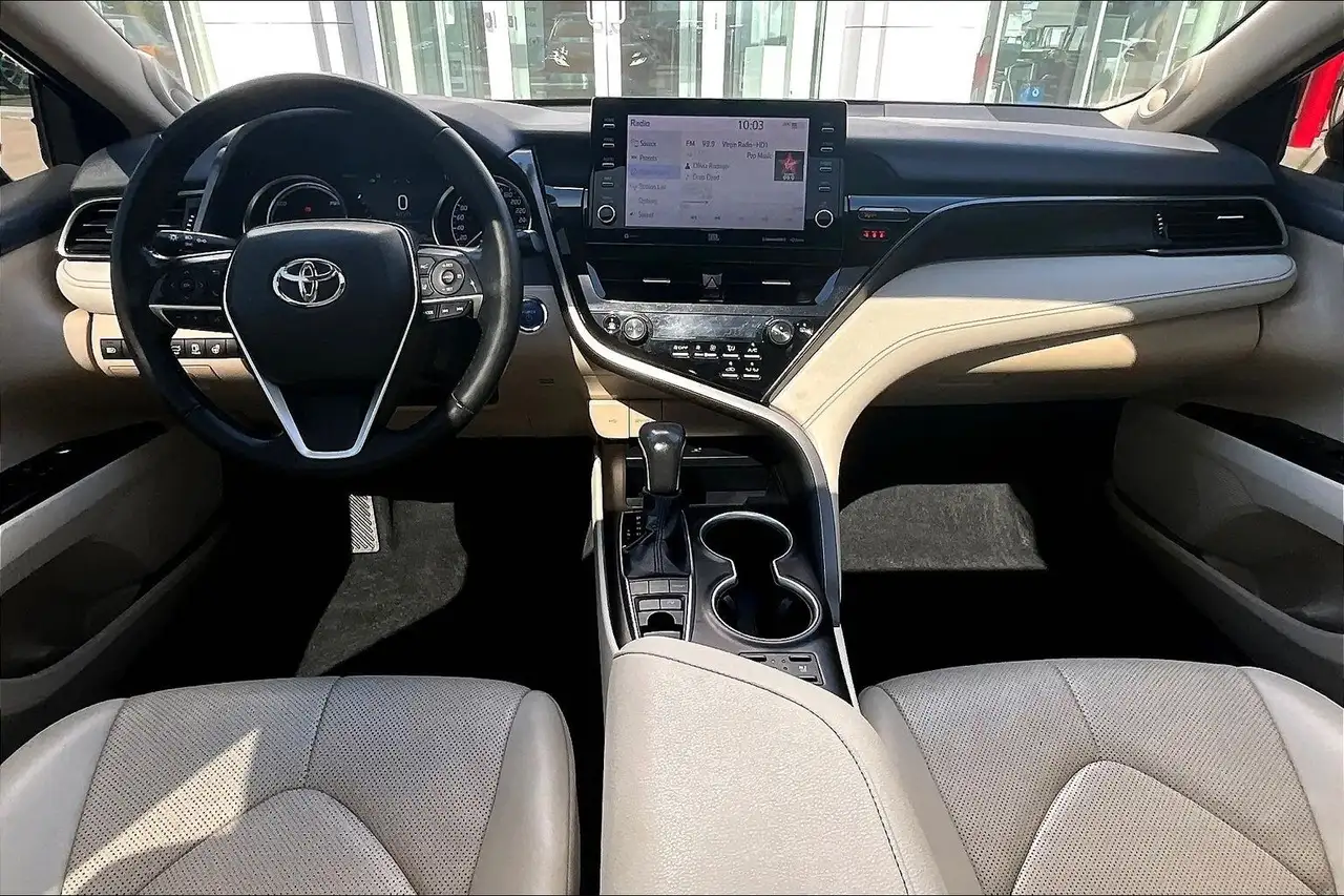 Toyota Camry photo Toyota Camry