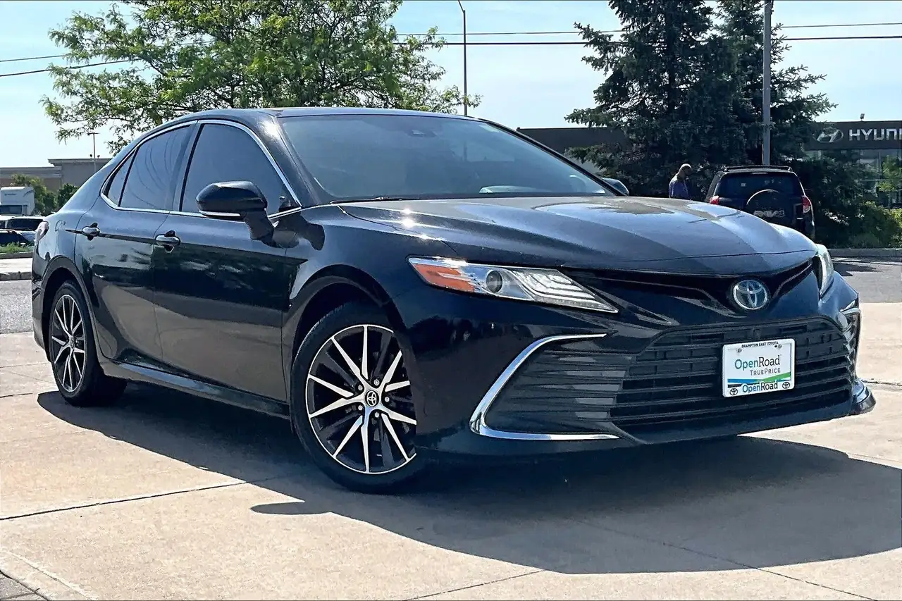 Toyota Camry photo Toyota Camry