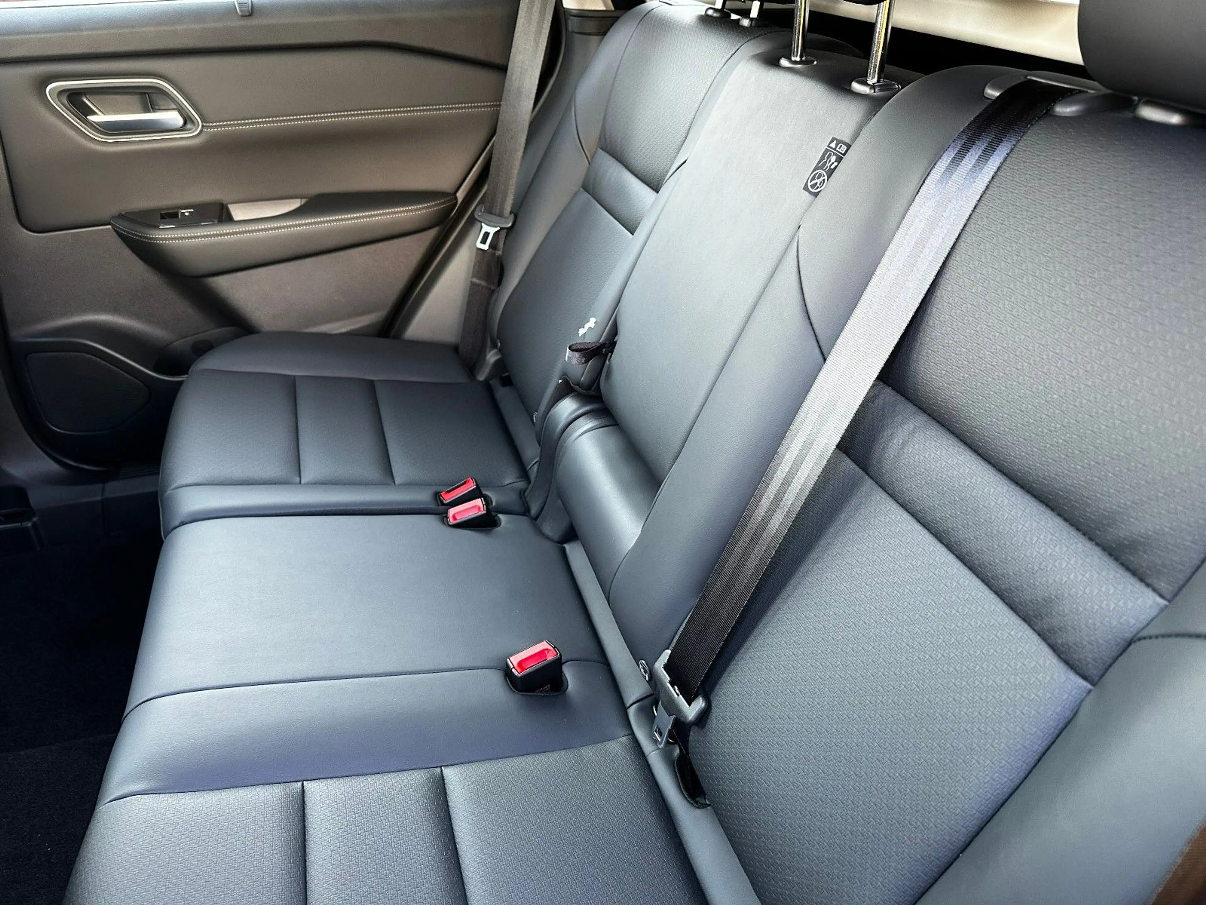 Nissan X-Trail Tekna 1,5 VC-T CVT 2WD AT BOSE ACC — photo 9