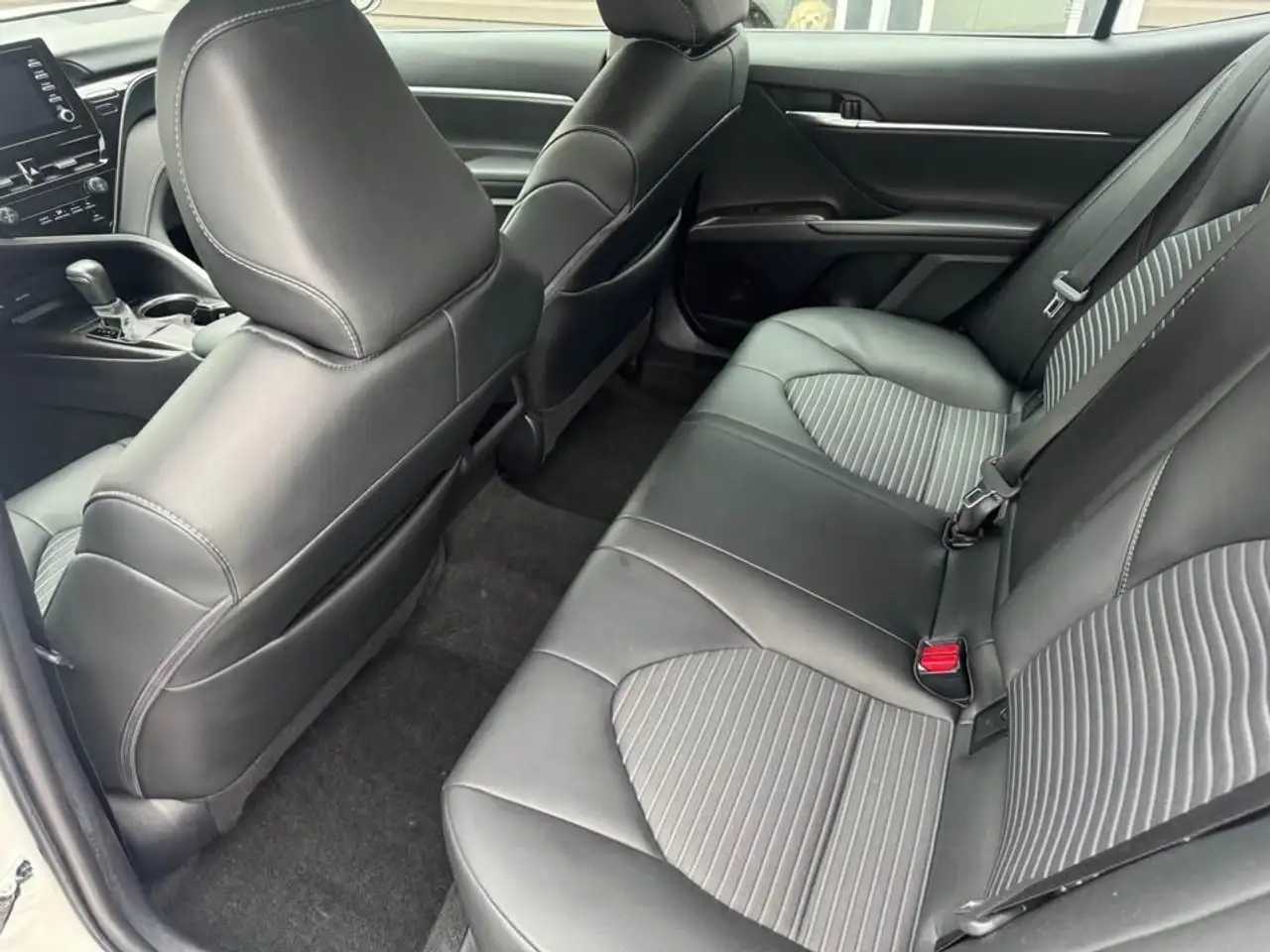 Toyota Camry снимка Toyota Camry