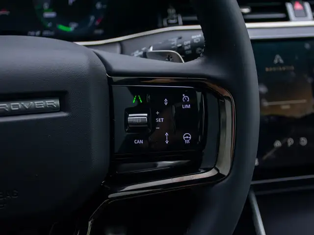 Land Rover Range Rover Evoque view 13