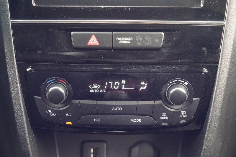 Suzuki Vitara 1.4 Boosterjet Style Smart Hybrid / Navi / Camera — photo 15