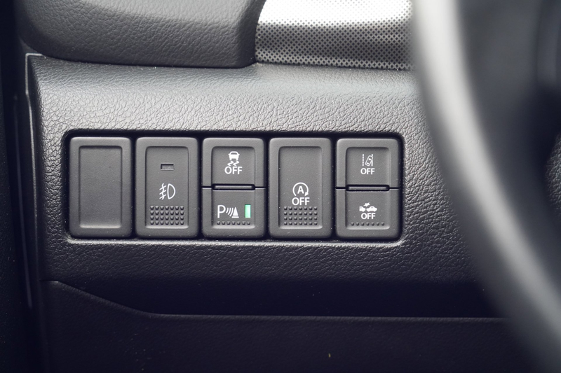 Suzuki Vitara 1.4 Boosterjet Style Smart Hybrid / Navi / Camera — photo 19