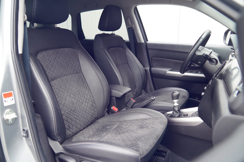 Suzuki Vitara 1.4 Boosterjet Style Smart Hybrid / Navi / Camera — photo 6