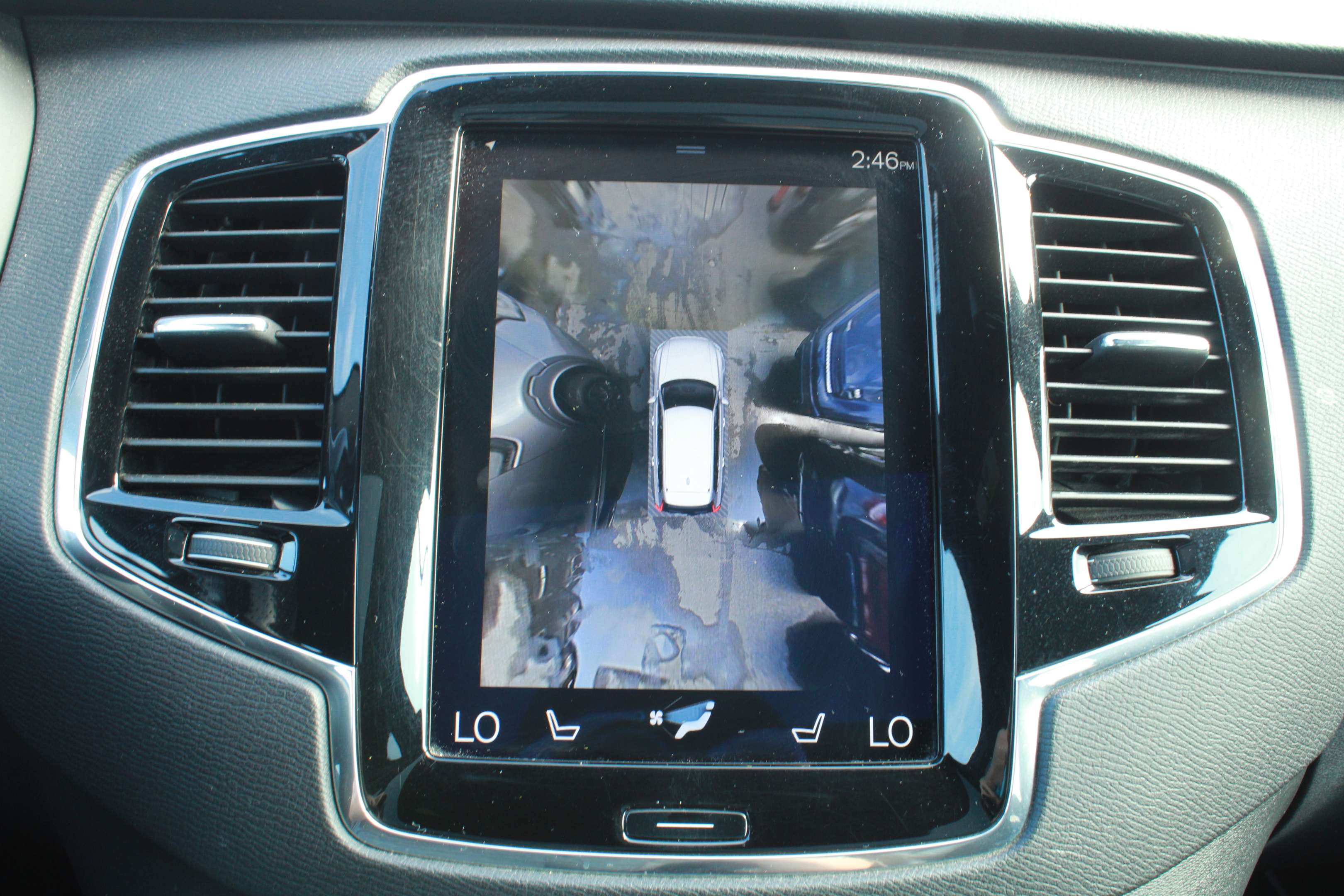 2018 Volvo XC90 T6 AWD R-Design, NAVIGATION, CUIR, MAGS, A/C thumb 29