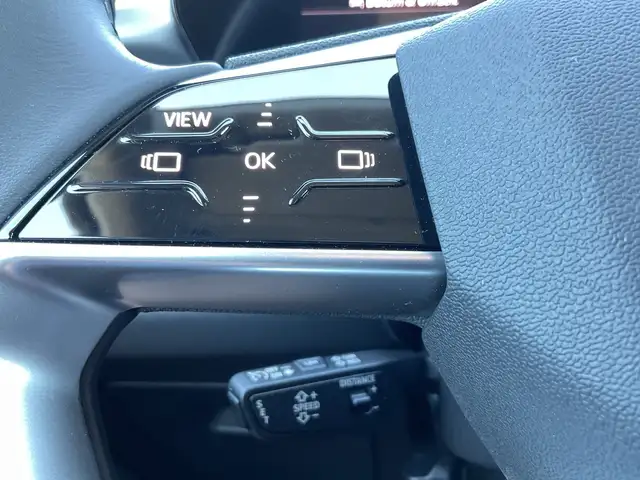 Audi Q6 view 15
