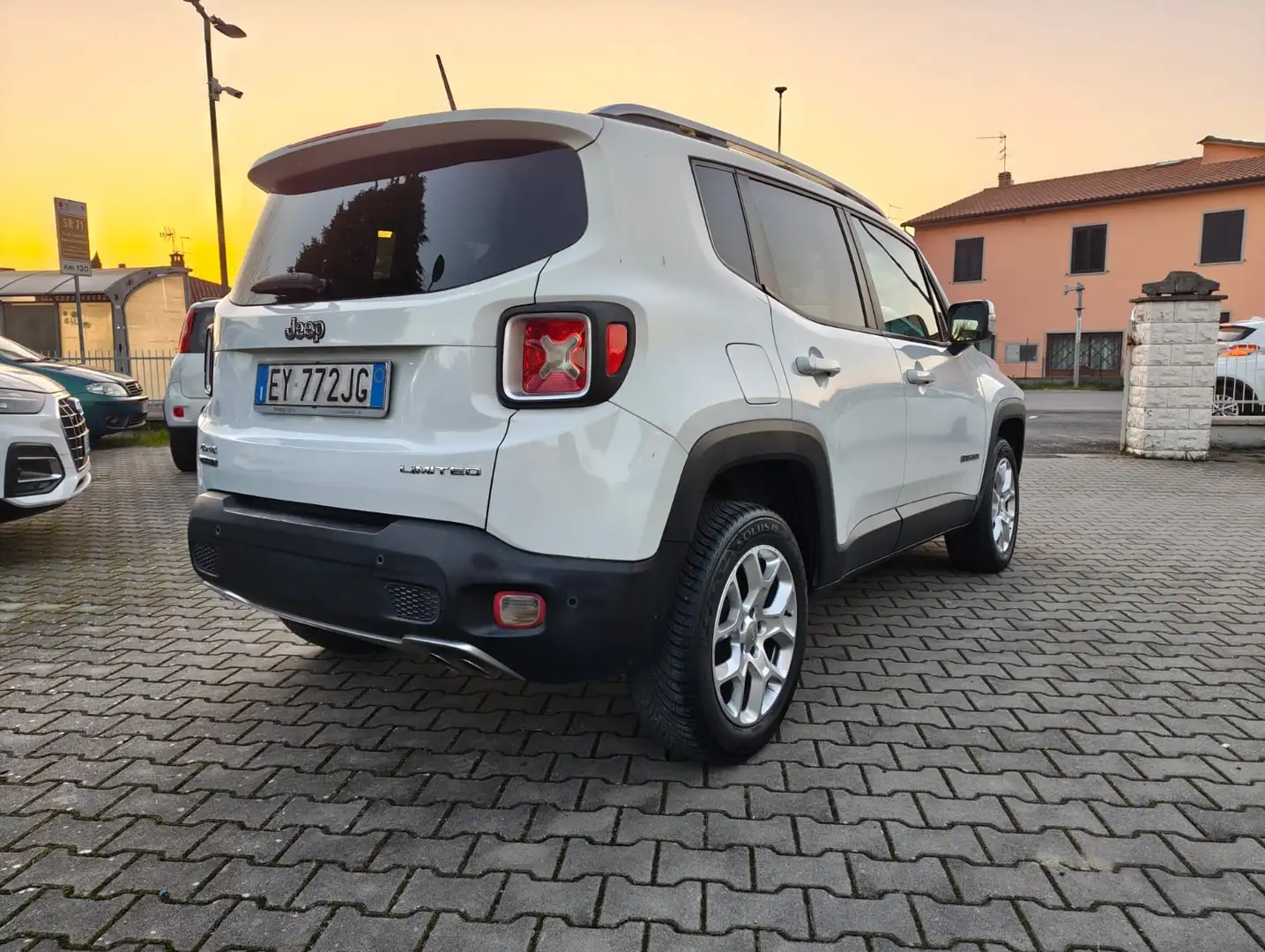 Jeep Renegade Renegade 2.0 mjt Limited 4wd 140cv auto Weiß - 2