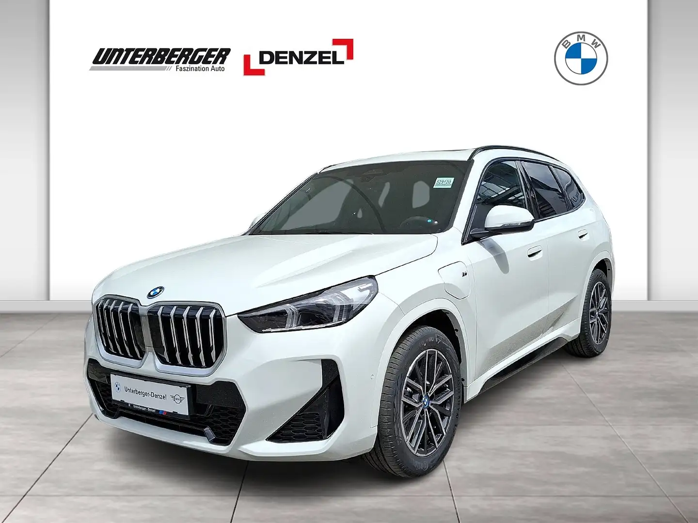 BMW X1 xDrive30e M Sportpaket bijela - 1