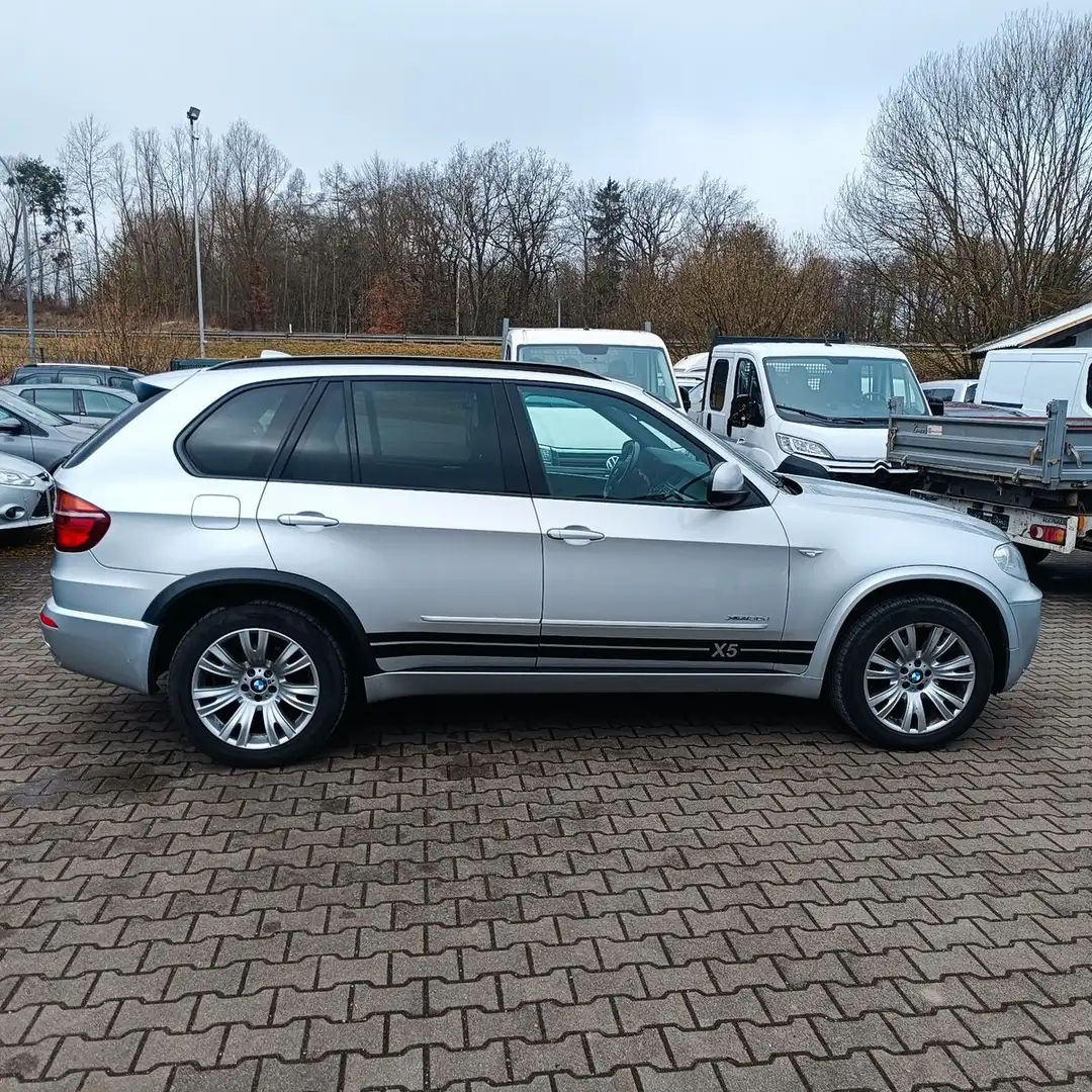 BMW X5 xDrive30d M-Sport-Paket Silber - 2
