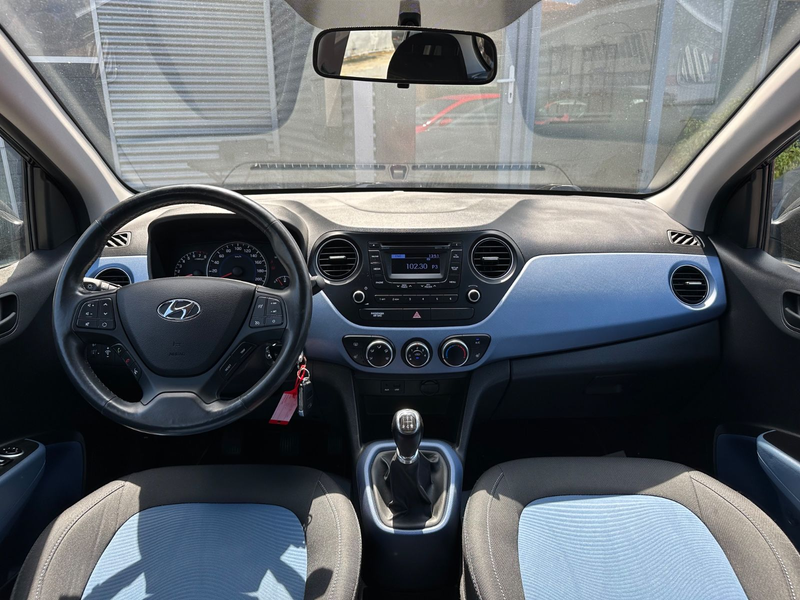 Hyundai i10 YES!*SHZ*TEMPOMAT*MFKL*MEDIA* — photo 15