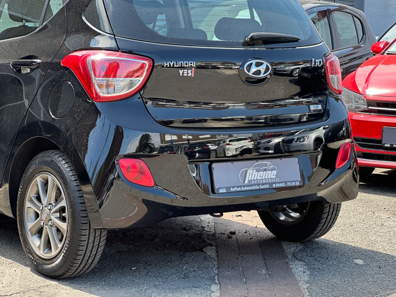 Hyundai i10 YES!*SHZ*TEMPOMAT*MFKL*MEDIA* — photo 14
