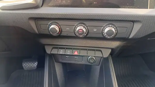 Audi A1 view 13