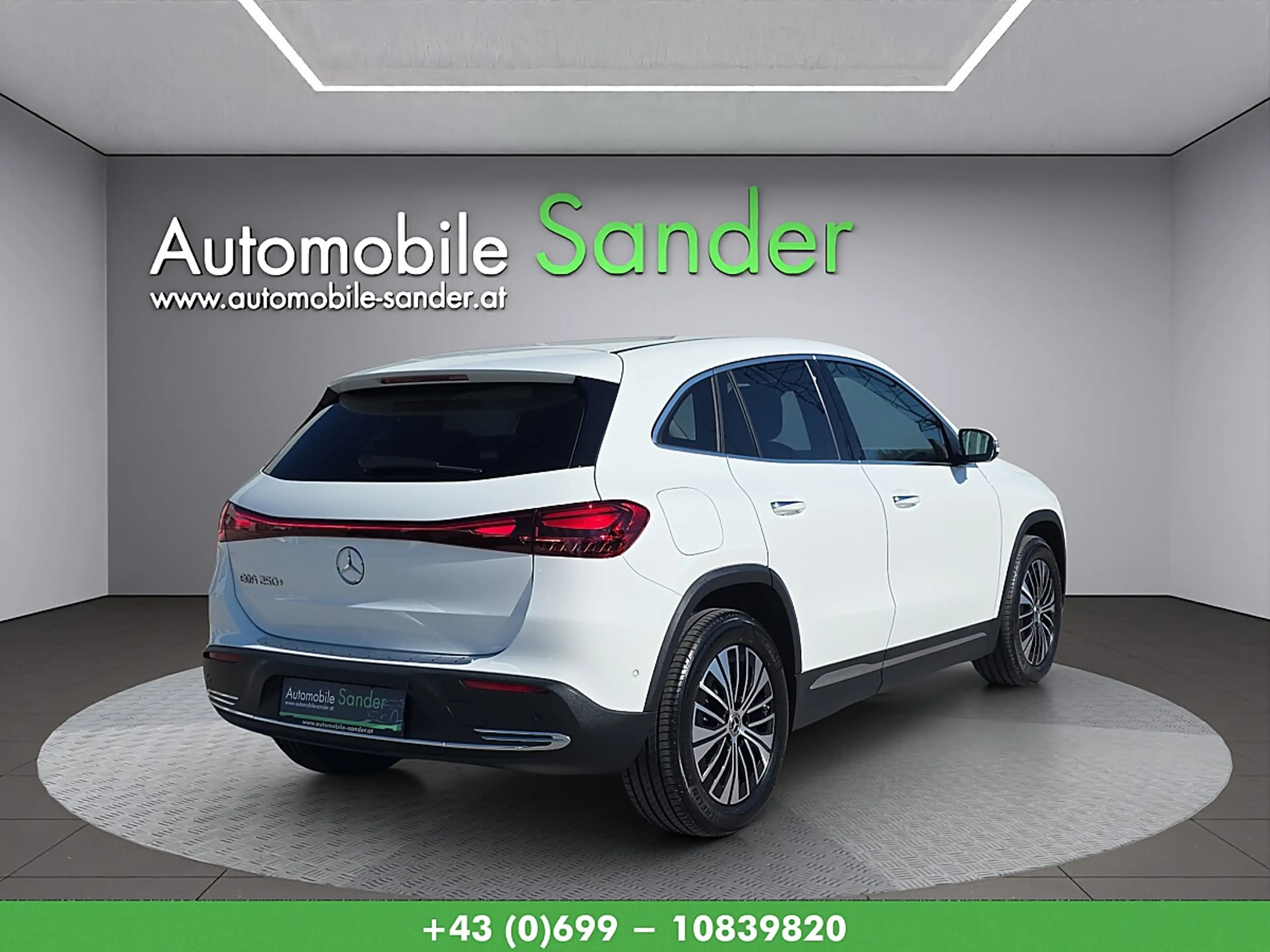 Mercedes-Benz EQA 250+ Advanced Plus *1.BESITZ/KEYLESS GO/LENKRAD... — photo 7